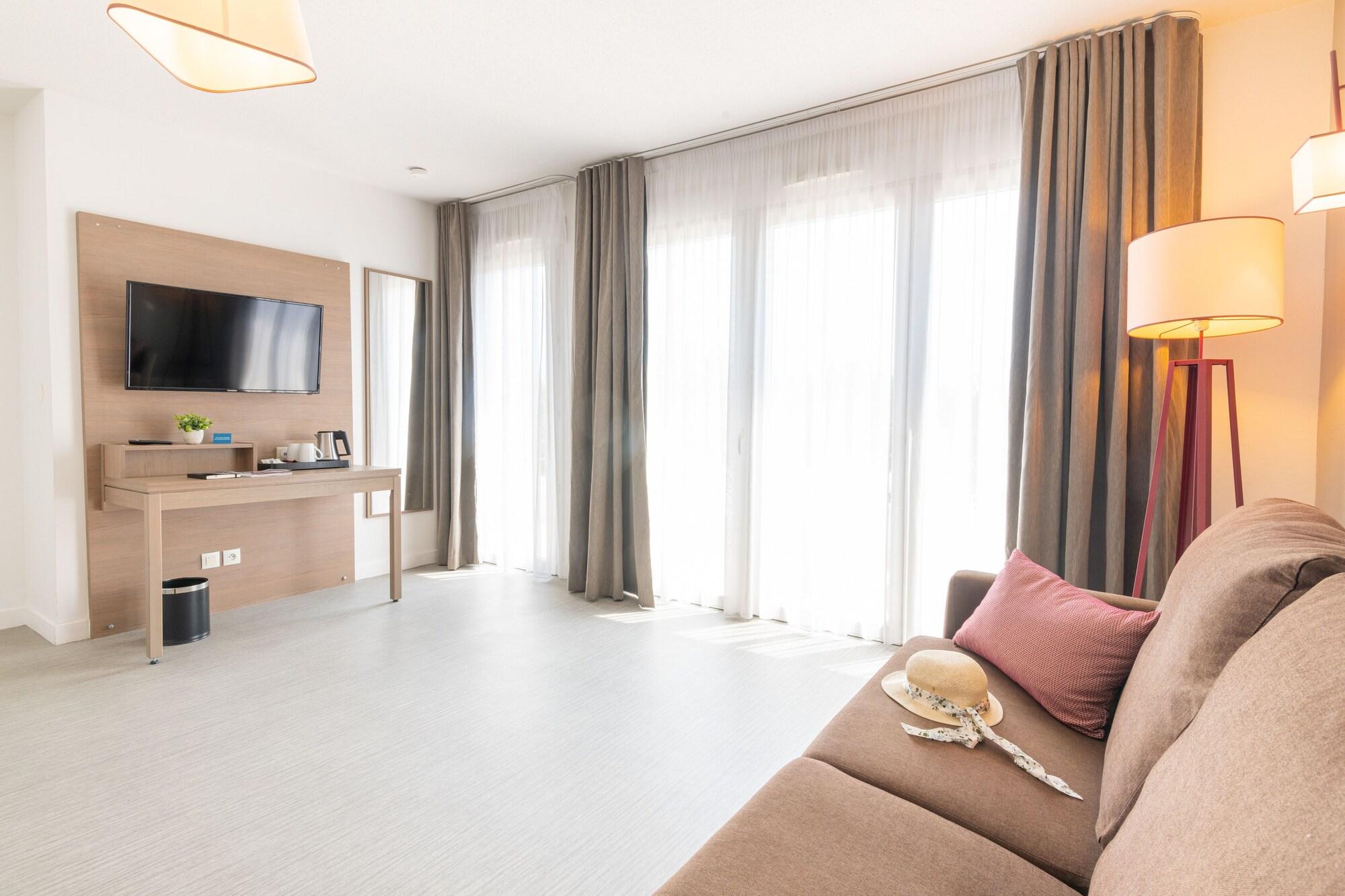 Zenitude Hotel-Residences Cannes Mandelieu Confort 외부 사진